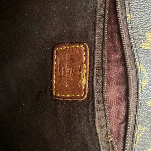 Cartouchier Monogram GM - Picture 14 of 14